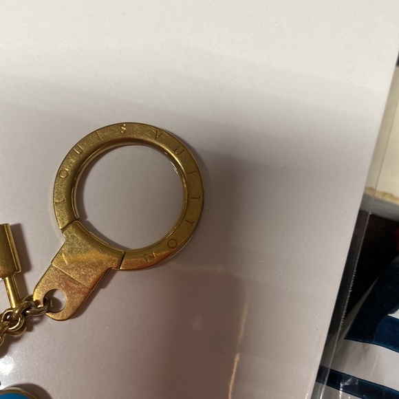 COPY - Louis Vuitton Key ring - Picture 2 of 3
